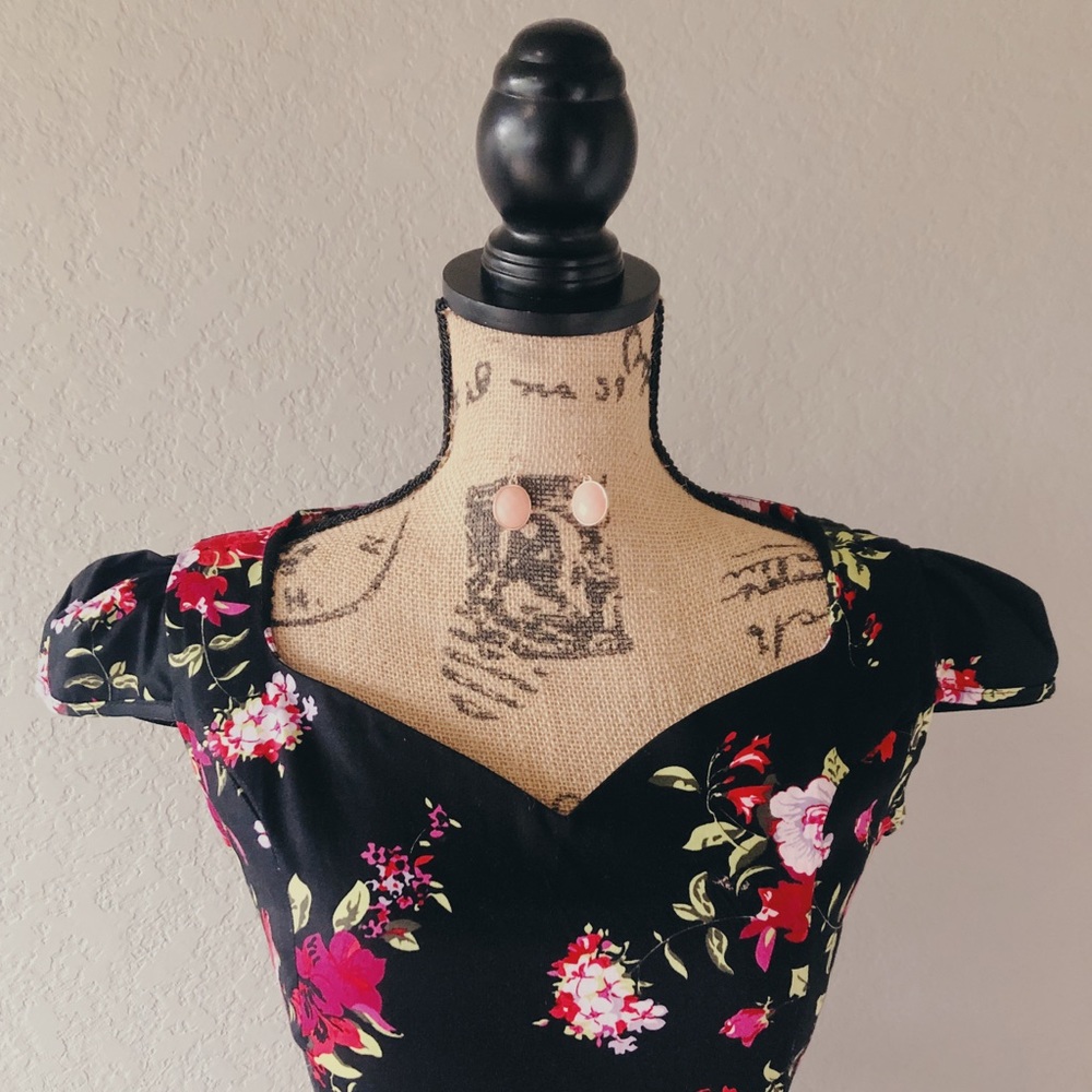 Red, Pink, & Black Floral A-Line Vintage Dress